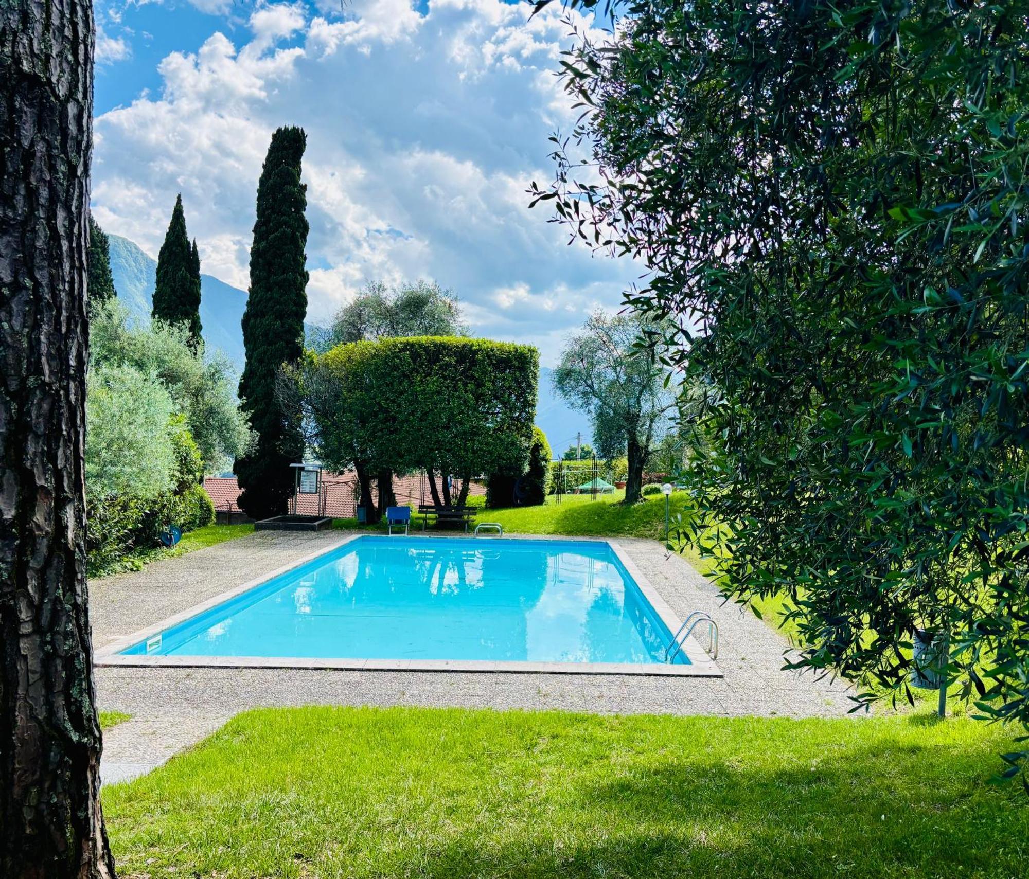 Apartment Bella Vista In Mezzegra With Pool Sleeps 6- By Italian Apartments מראה חיצוני תמונה